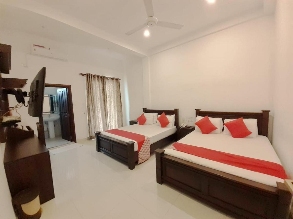 Hotel Bamiyan Kandy Esterno foto