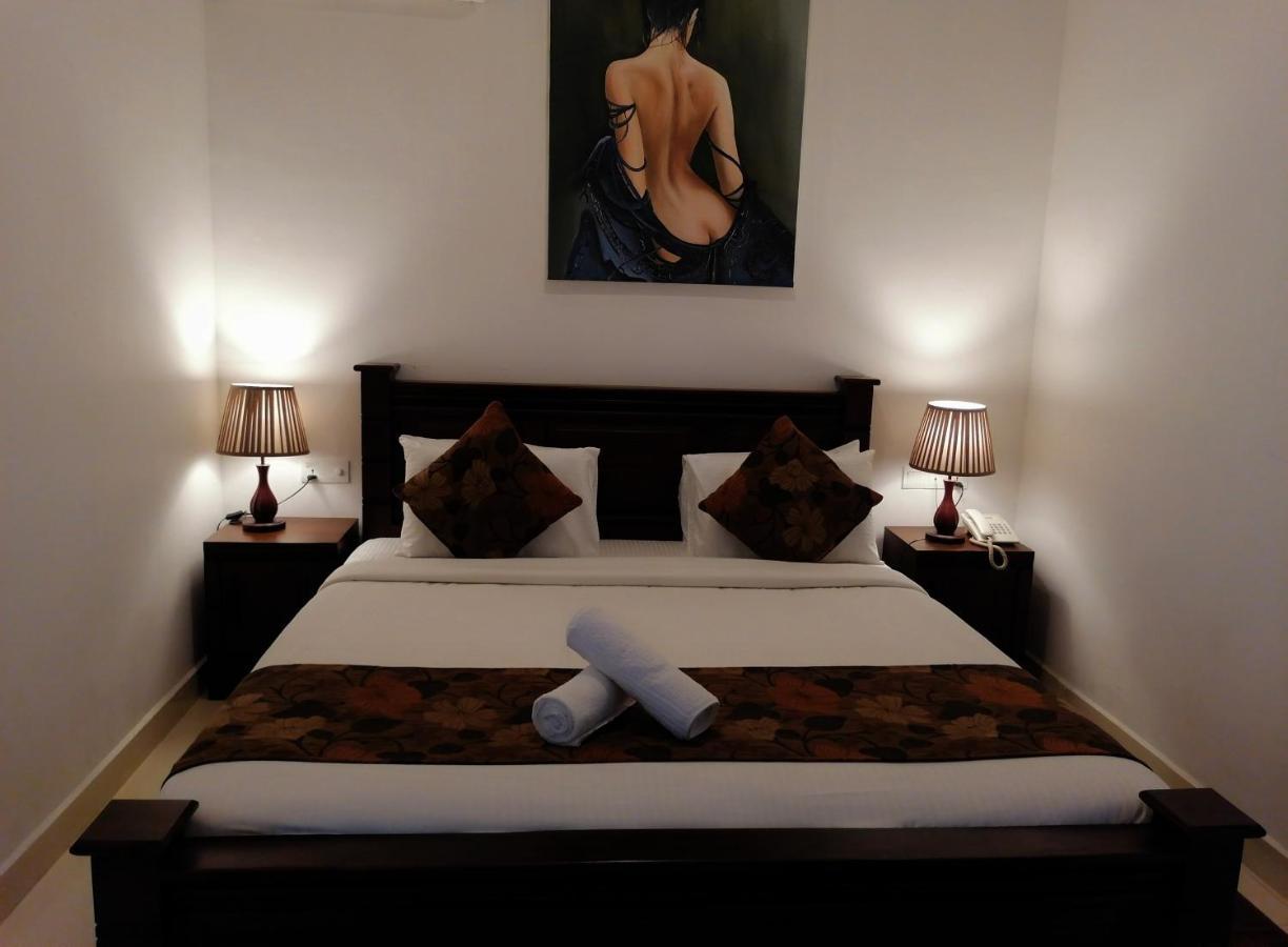 Hotel Bamiyan Kandy Esterno foto