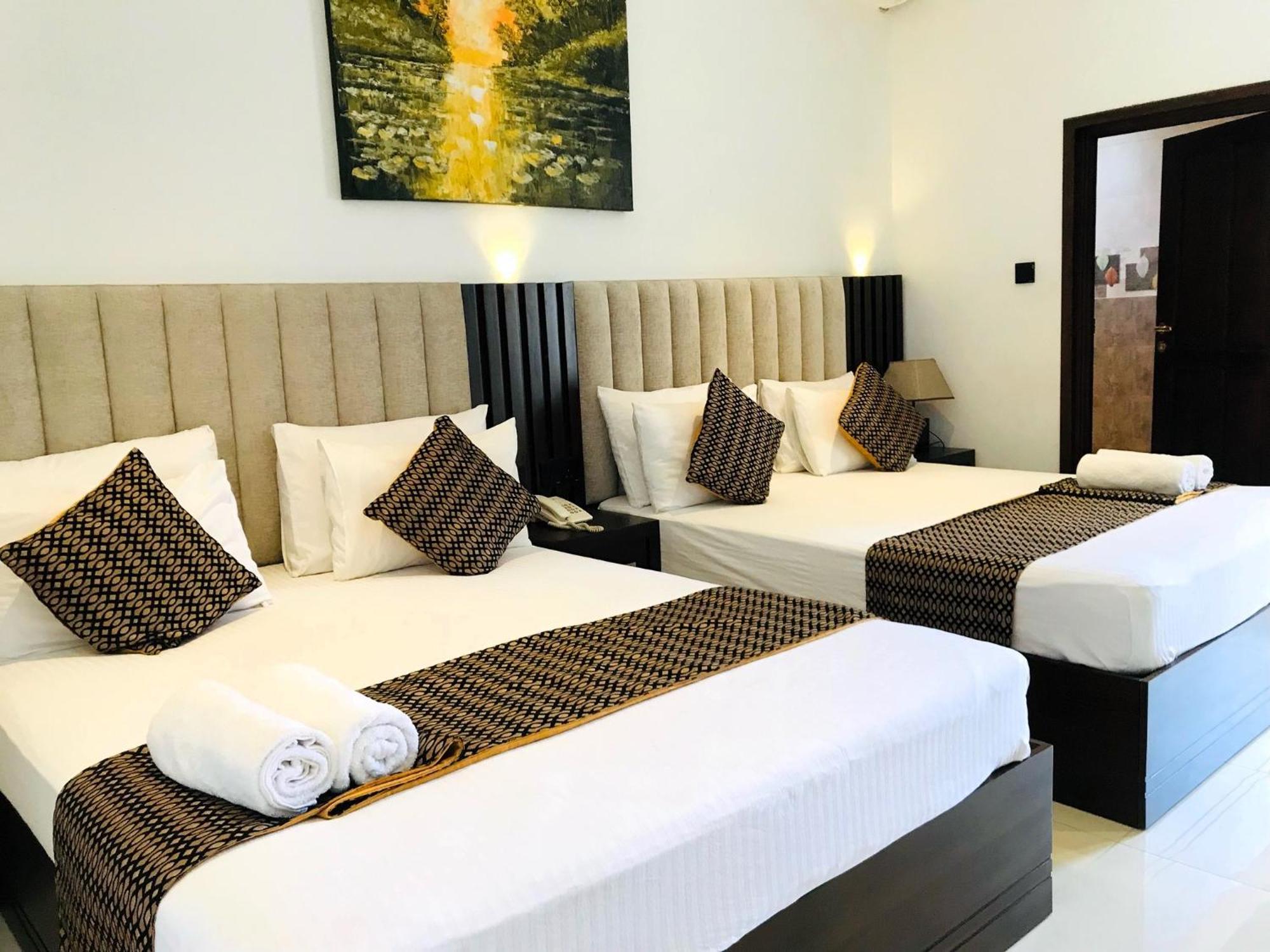 Hotel Bamiyan Kandy Esterno foto